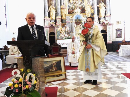 Čestitke in darilo župana Občine Cerklje Franca Čebulja